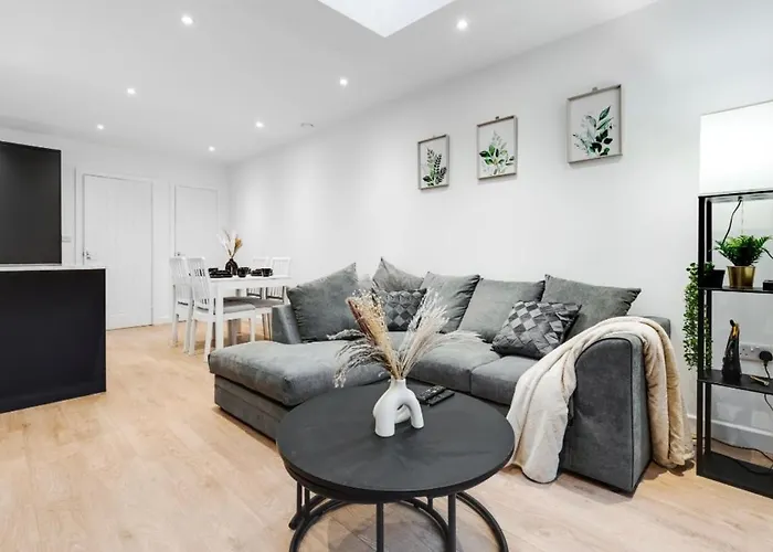 New Build Haven - Close To City Centre - Etihad
